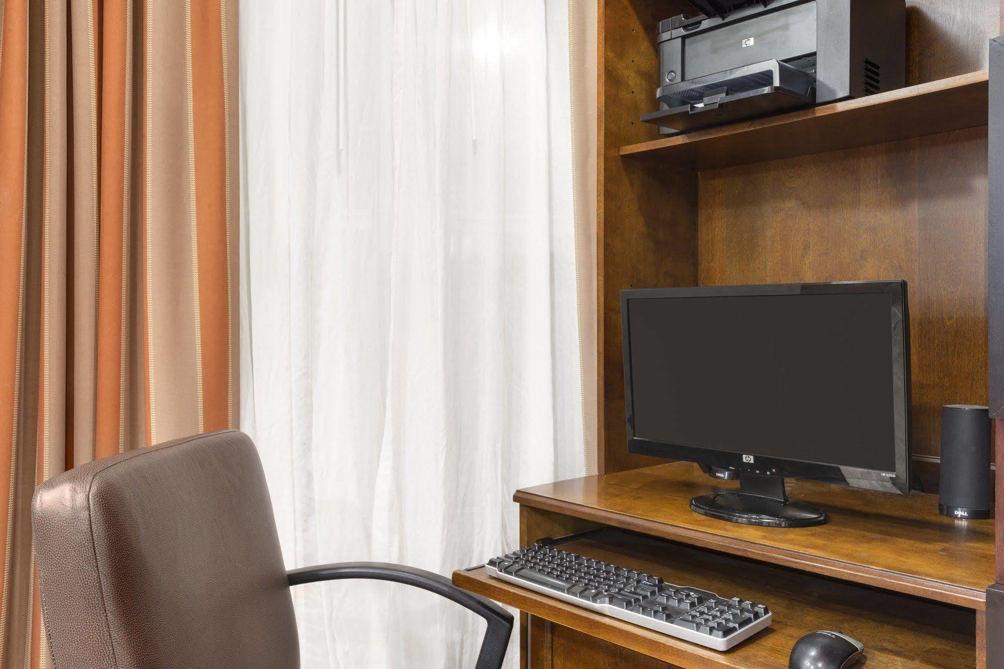 Country Inn & Suites By Radisson, Savannah I-95 North, Ga Порт-Вентворт Екстер'єр фото